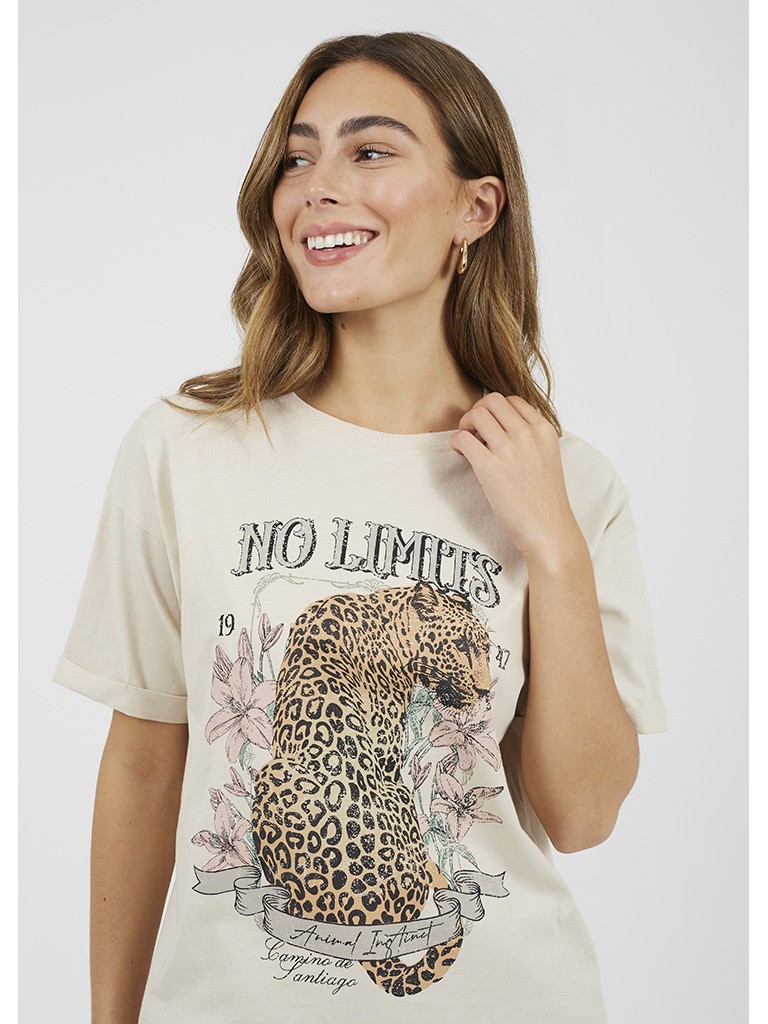 Alternative view of Camiseta "No limits"