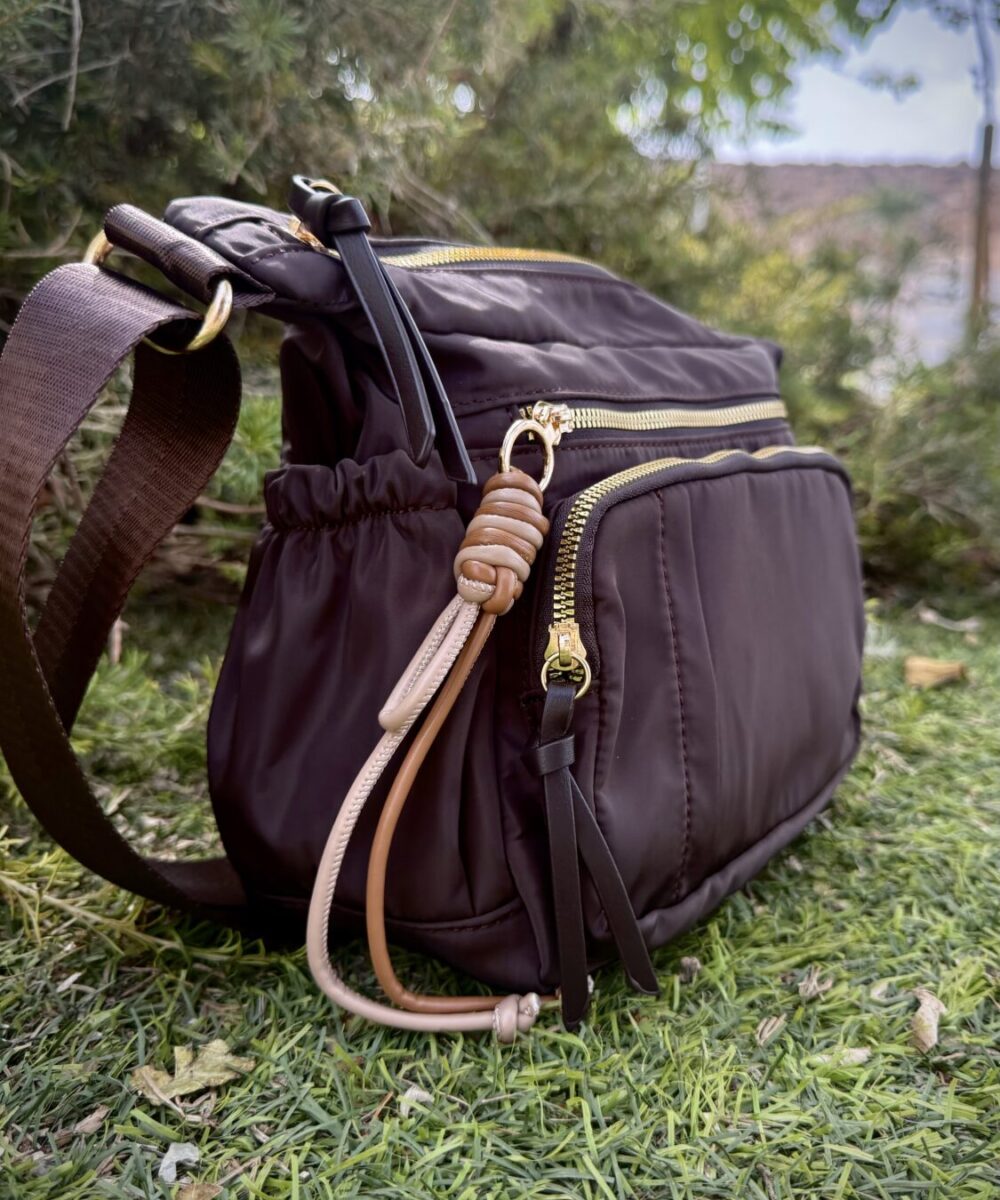 Alternative view of Bolso bandolera